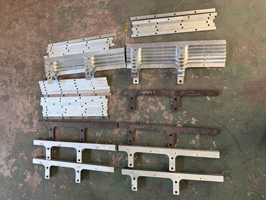 Kit de plaques de scie 2436327 Basic Screed AB220-3TV Pour les pièces détachées de pavé d'asphalte