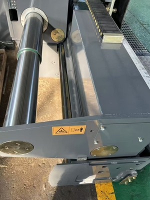 Assemblage de plaques de vis 5m pour le pavé AB500-3TV