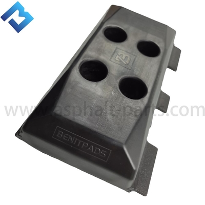 la voie en caoutchouc de machine à paver de 2372467 300mm capitonne  Asphalt Paver Parts